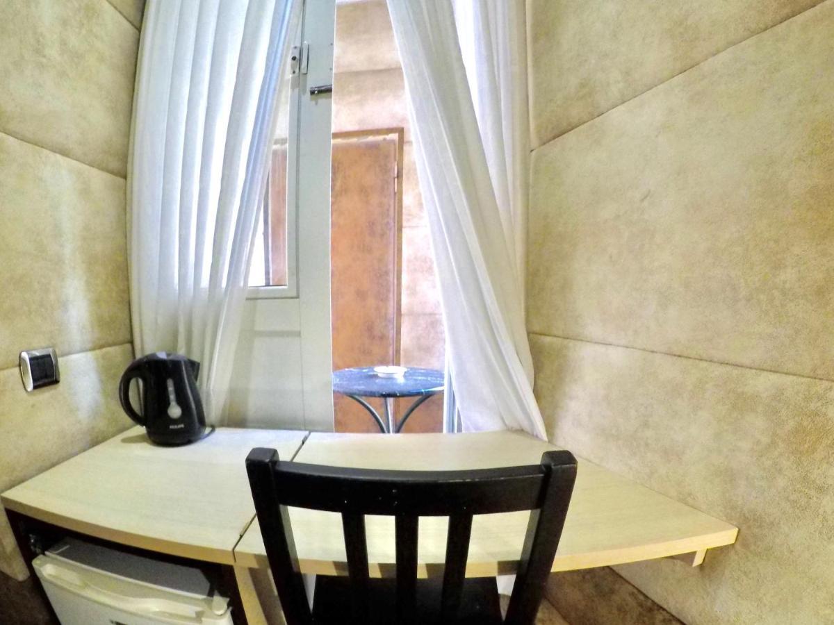 Blue Suite Vatican Guesthouse Рим Екстер'єр фото