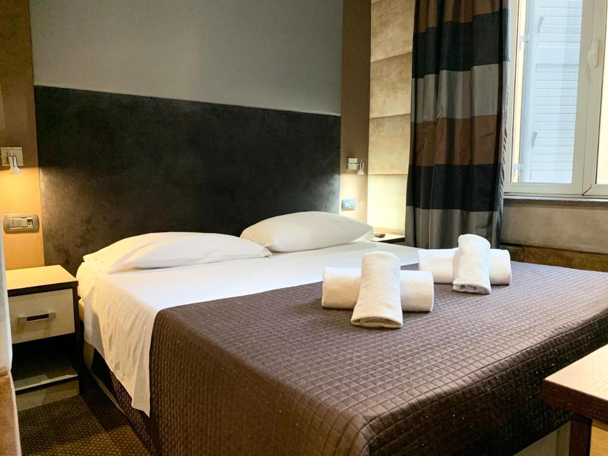 Blue Suite Vatican Guesthouse Рим Екстер'єр фото