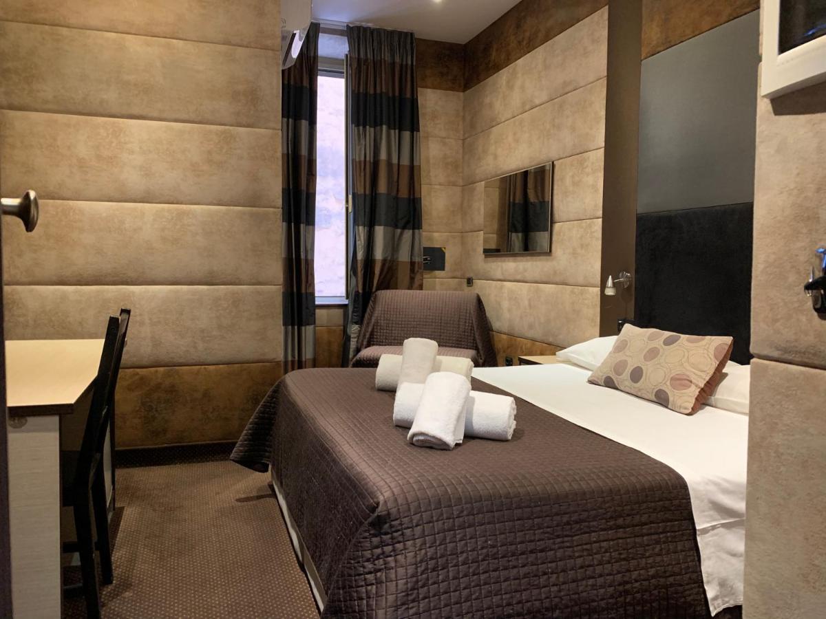 Blue Suite Vatican Guesthouse Рим Екстер'єр фото
