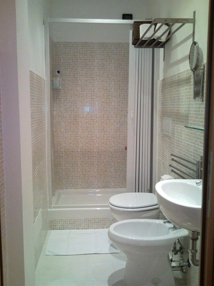 Blue Suite Vatican Guesthouse Рим Екстер'єр фото