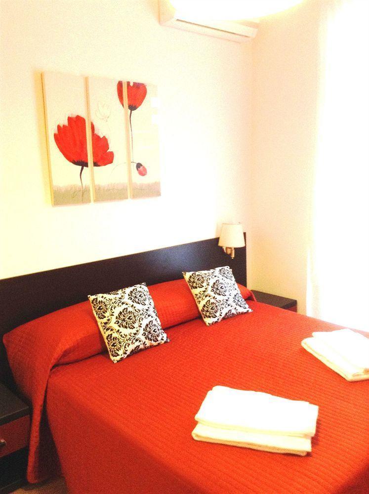 Blue Suite Vatican Guesthouse Рим Екстер'єр фото