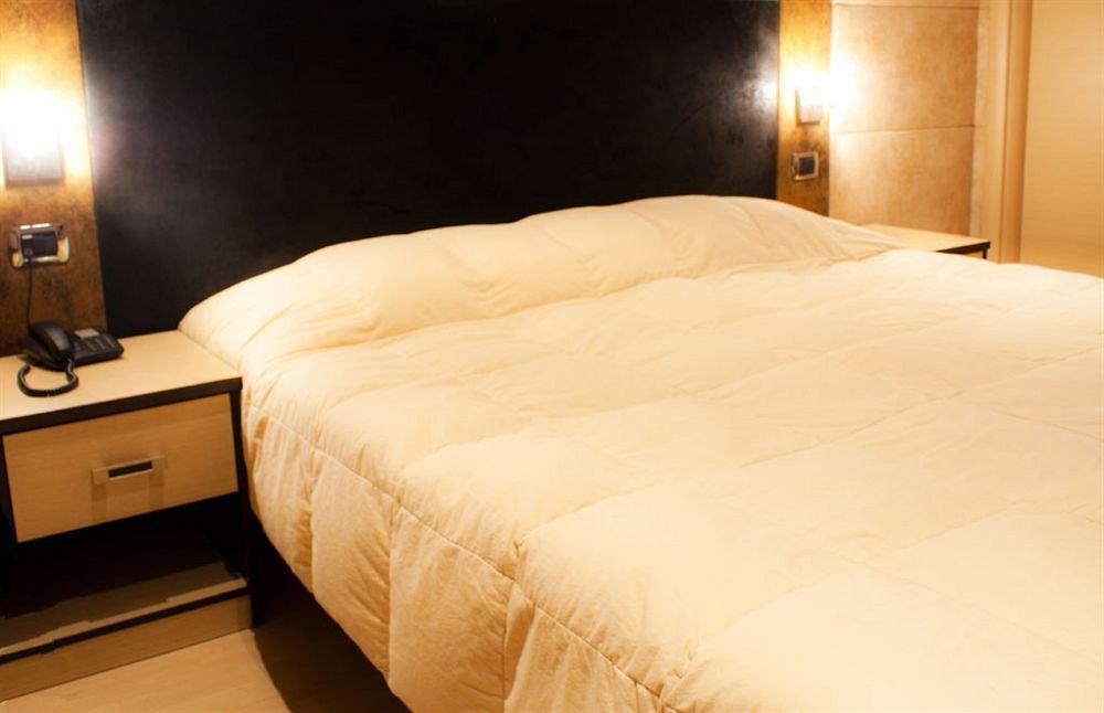 Blue Suite Vatican Guesthouse Рим Екстер'єр фото