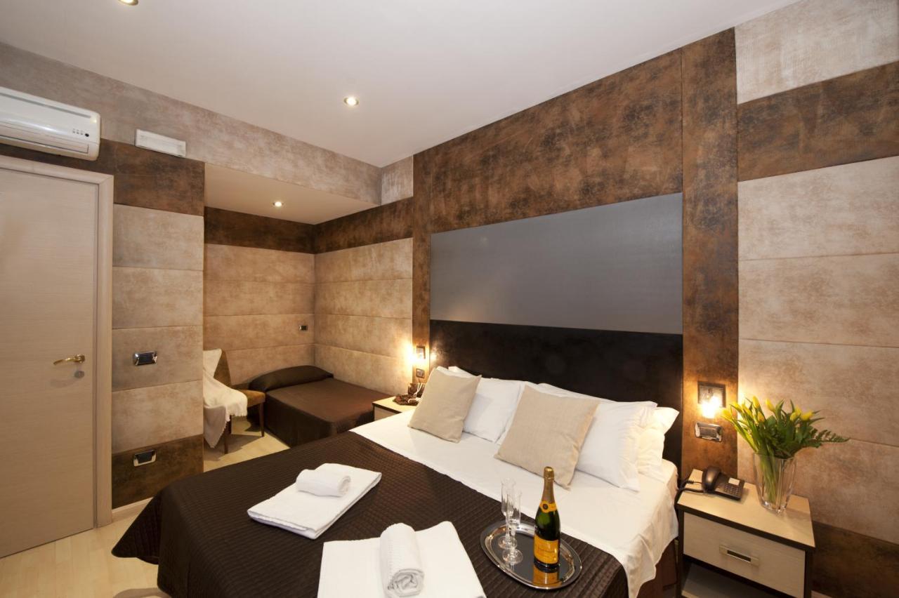Blue Suite Vatican Guesthouse Рим Екстер'єр фото